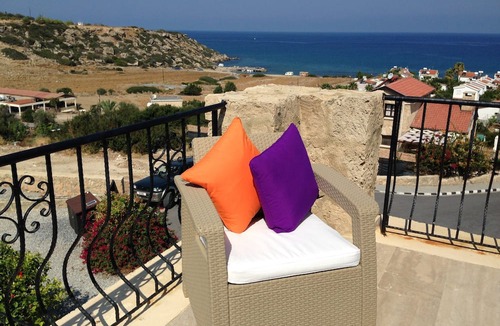 Gozubuyuk Villa | Turtle beach and restaurants a short walk - private pool - unlimited Wi-Fi