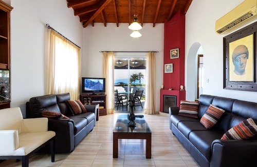 Latsi Apartment | G&E Beach Apartments