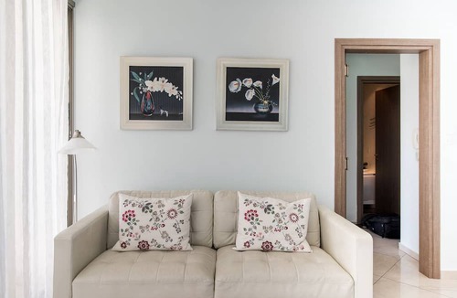 Larnaca Apartment | Mesogios House Suites