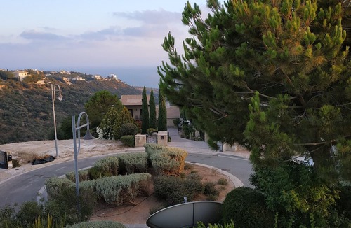 Aphrodite Hills Villa | Luxurious 3 bedroom villa with private pool garden and sea view
