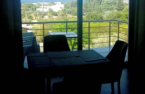 Edremit Apartment | EDREMIT VIEWS 2-bedroom apartment with AC in Karaoğlanoğlu
