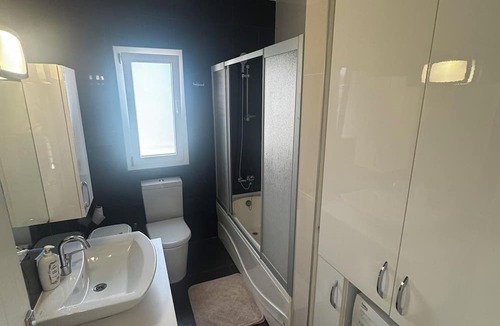 Kyrenia House | Girne, Private villa close to the sea and close to Hotels & Casino