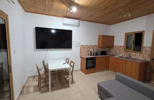 Foini Apartment | Platres Villas: House 8 - Apartment with Mountain View