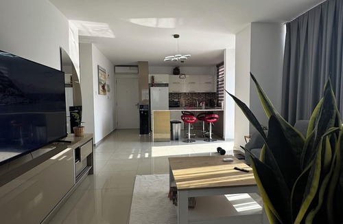 Kyrenia Apartment | Girne, Luxury Penthouse, Sunset and Sea View