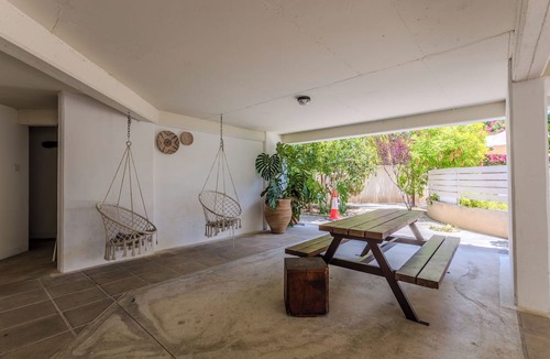 Universal Apartment | Artemis Cynthia Complex