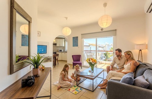 Universal Apartment | Artemis Cynthia Complex