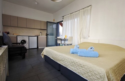 Larnaca City Centre Apartment | St. Lazaros Studios