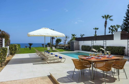 Agios Amvrosios Villa | Sweet Tropics Villa in Esentepe