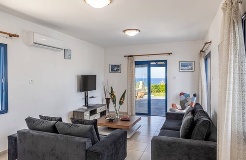 Pomos Villa | Diana Seaside Villas