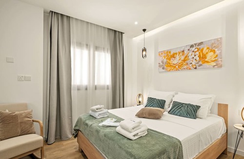 Larnaca City Centre Apartment | Lazuli Hermes Apartments