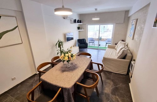 Larnaca City Centre Apartment | CENTER 2br | 250m walk from beach | parking :)