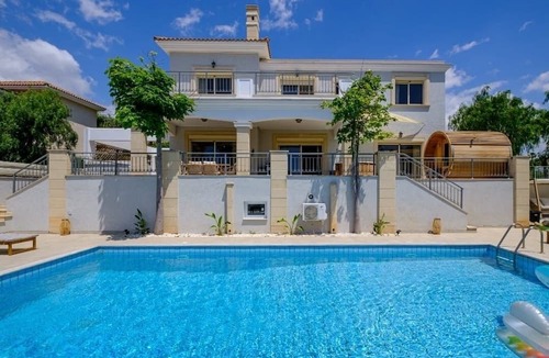 Agios Tychon Villa | Pool Jacuzzi Sauna The Blue Pearl Seaview Villa