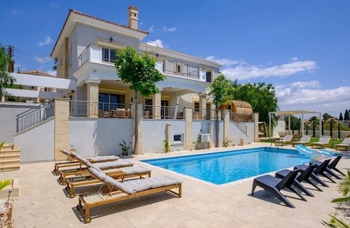 Agios Tychon Villa | Pool Jacuzzi Sauna The Blue Pearl Seaview Villa