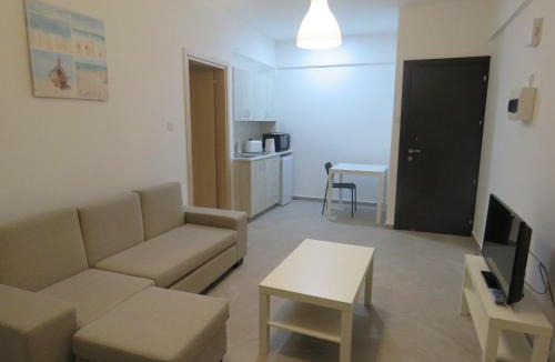 Agios Tychon Apartment | Polyxeni Hotel Apartments