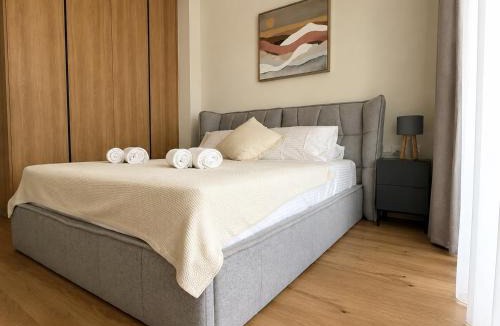 Emba Apartment | Avalon Gardens B203 - Designer Resort Apartment