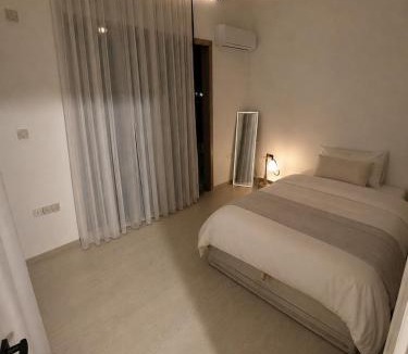 Nicosia Apartment | penthouse vibes jacuzzi nights Lefkosa Hamitköy