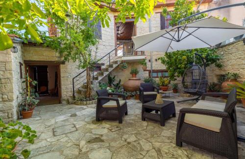 Arsos House | Licensed Loula's Village House-Arsos, Cyprus Wine Route