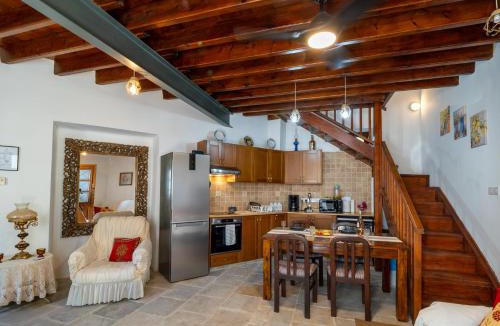 Arsos House | Licensed Loula's Village House-Arsos, Cyprus Wine Route