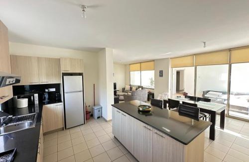 Larnaca City Centre House | Modern City Centre Apt with Pool - City Flats 303