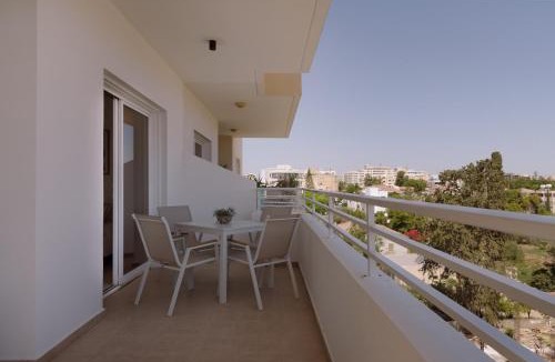 Larnaca City Centre Apartment | STAY Sunshine City Apartment