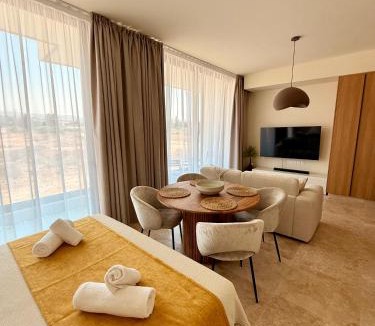 Emba Apartment | Avalon Gardens B101 - Designer Resort Studio