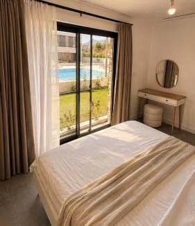 Karavas Apartment | Mediterra Defne Bahçe Manzaralı Modern Daire
