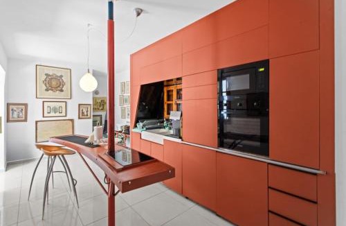 Lasa House | Zoe