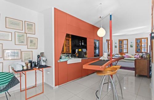 Lasa House | Zoe