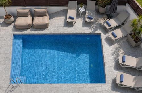 Oroklini Villa | Palm Tree Villa By Staycom