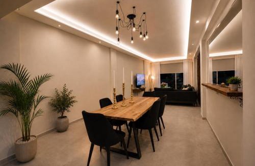 Neapolis Apartment | Beachfront apartment with sea view