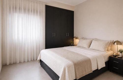 Neapolis Apartment | Beachfront apartment with sea view