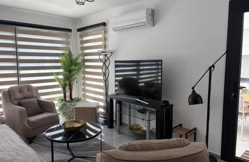 Yeni Bogazici Apartment | Dreamlike Three-Bedroom Apartment - Olive Court I