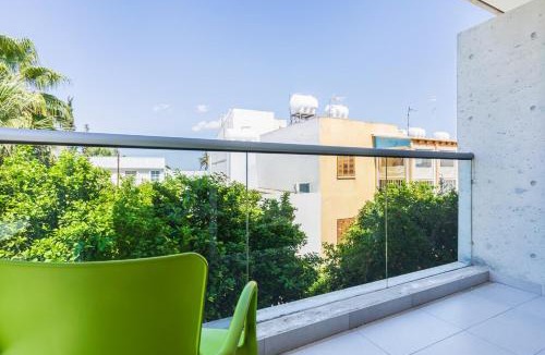 Egkomi Apartment | Modern Elegant UNIC Studio Suite