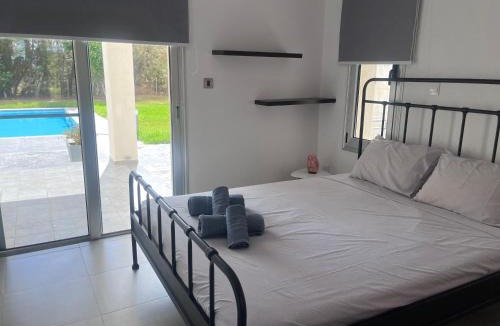 Goudi Villa | Sorelia Villa in Paradise