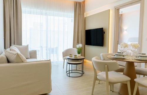 Larnaca Apartment | Dinglis Beach Hotel Apartments