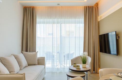 Larnaca Apartment | Dinglis Beach Hotel Apartments