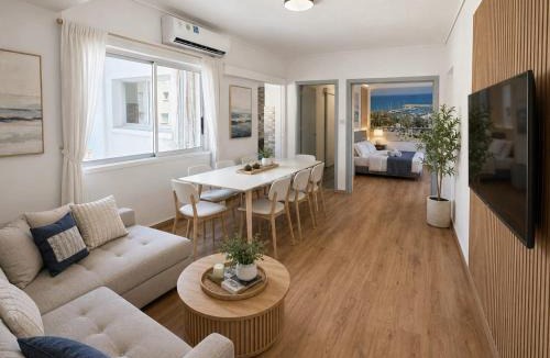 Larnaca City Centre Apartment | Finikoudes Marina Beachfront Grand Apartment