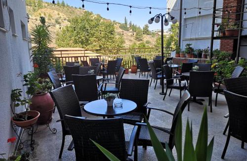 Kakopetria Hotel | Ekali Hotel