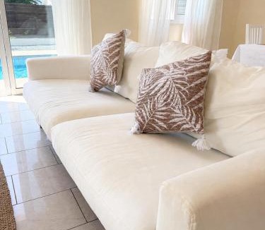 Emba House | Sea Breeze Villa Private Pool and Sea View