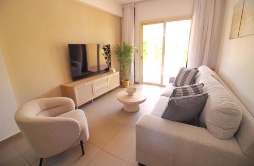 Mandria Apartment | STAY Mandria Breeze Apartment