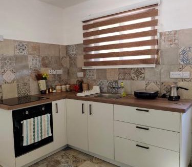 Kynousa House | Tremithos cottage, Nature retreat and Mountain views
