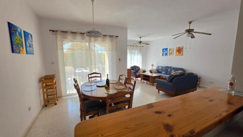 Paphos Villa | Villa Nadezda