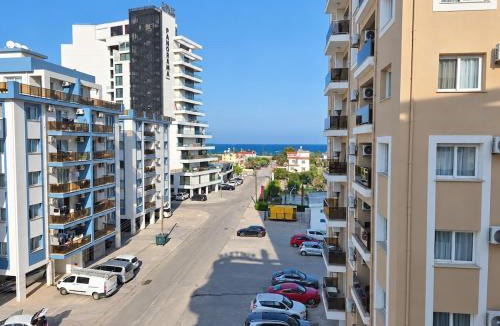 Trikomo Apartment | blue wawe 2br, 100m from the sea