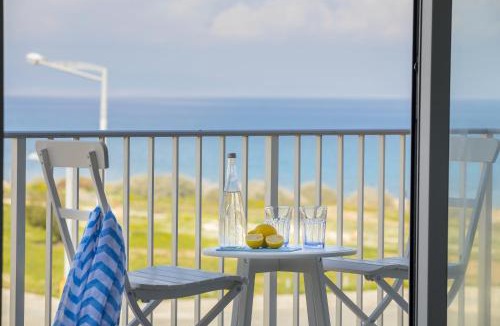 Pernera Apartment | Azure Beachfront Suite