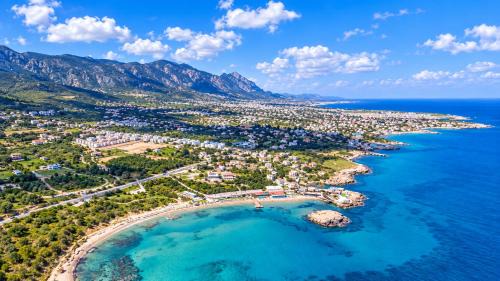 Karavas Hotel | Sea & Sky Seafront Bungalows at Escape Beach