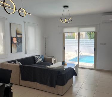 Pernera Villa | Palm Tree Villas