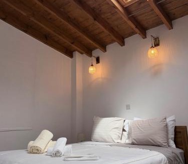 Lofou Bed & Breakfast | Eftychia's House