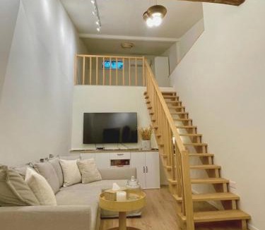 Politiko House | House of Light, Mountain Retreat