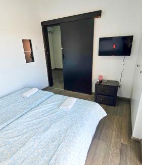 Larnaca City Centre House | Downtown Rooms, 200m from Marina Beach