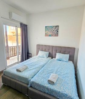 Larnaca City Centre House | Downtown Rooms, 200m from Marina Beach